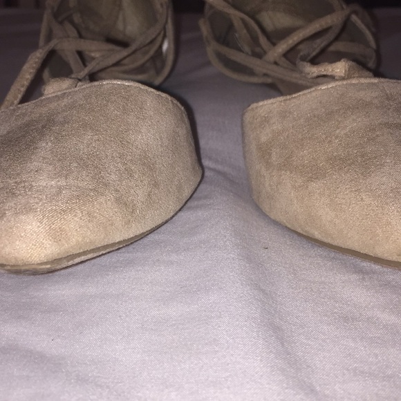 Faux suede pointy toe lace up straps ballet flats - Picture 2 of 5